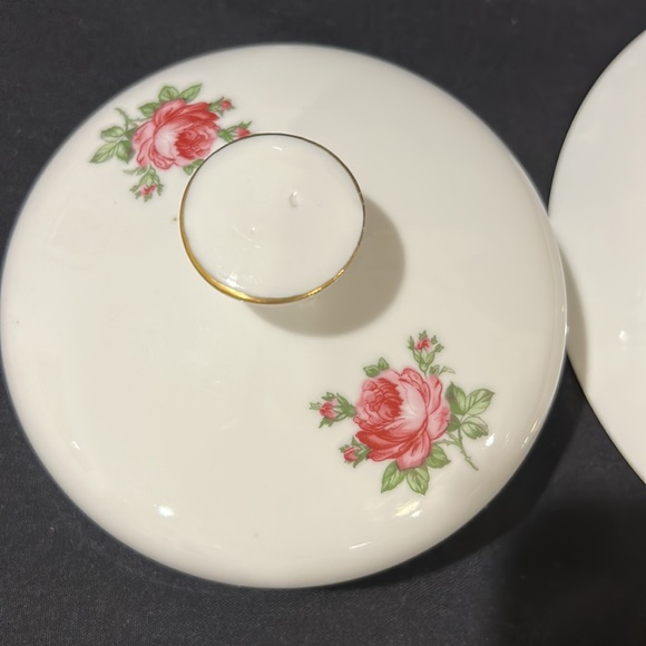 Vintage East German Kahla porcelain covered butter dish… button top - Picture 4 of 5